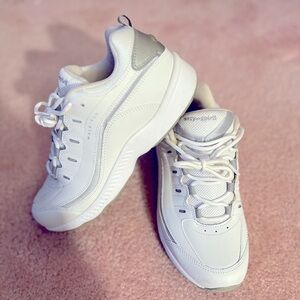 Easy Spirt white women’s sneakers size 7W, worn 1 time.